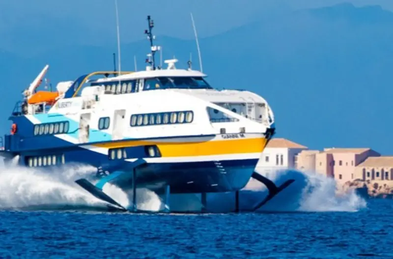 Liberty Lines aliscafi velociimg